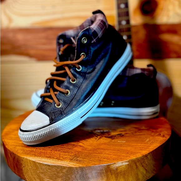 Converse Mid Rise Sneakers - flannel accent - Picture 2 of 7